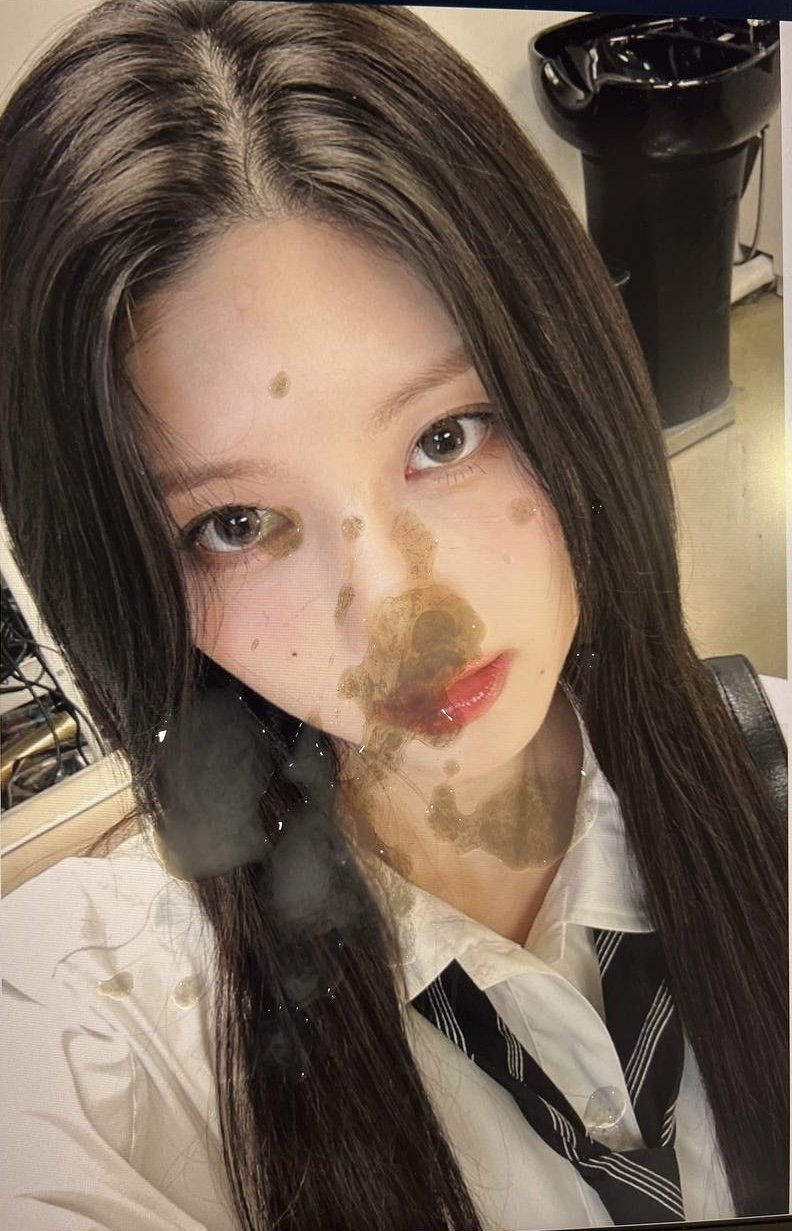 zNybqXN9 Kpop idol Ive Gaeul cumtribute 가을 얼굴에 정액 뿌리기 02.jpg